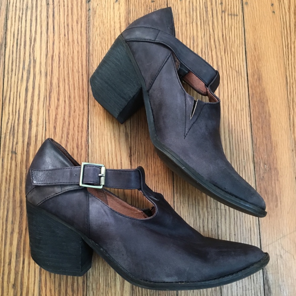 ๐SOLD๐ Jeffrey Campbell Alamo Ankle Boots - Picture 1 of 8